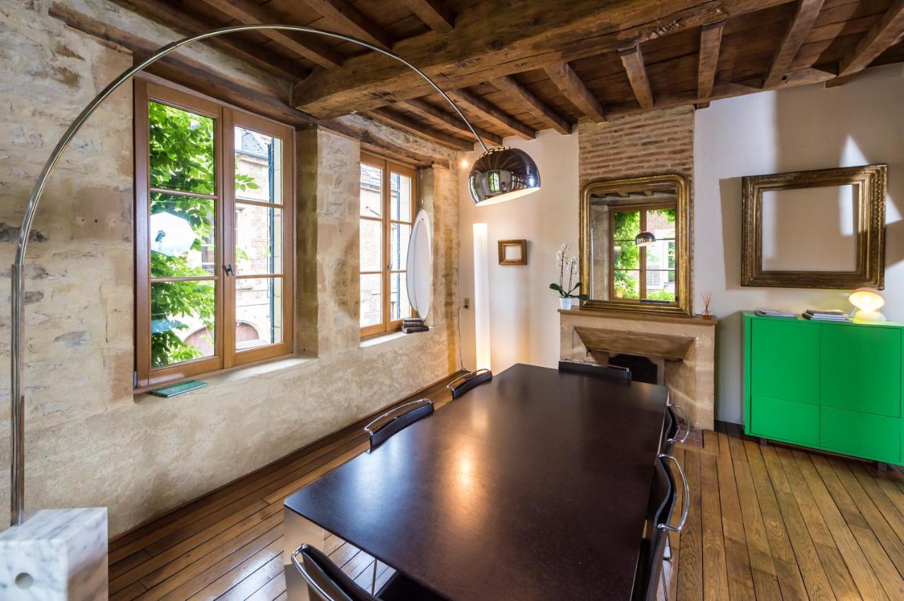 Suite Mana Ohana - Luxe Et Authenticite A 2 Pas De La Place Ducale Avec Parking Prive Charleville-Mézières エクステリア 写真