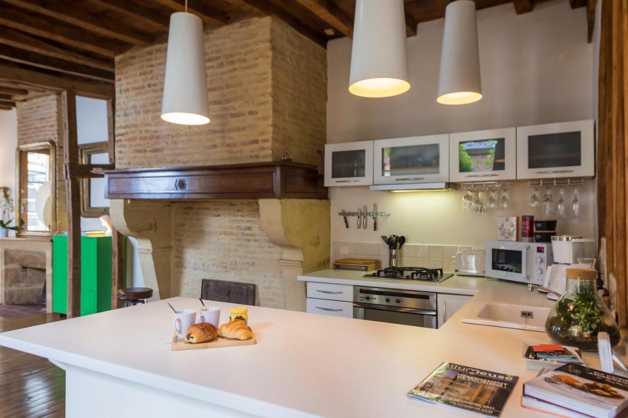 Suite Mana Ohana - Luxe Et Authenticite A 2 Pas De La Place Ducale Avec Parking Prive Charleville-Mézières エクステリア 写真