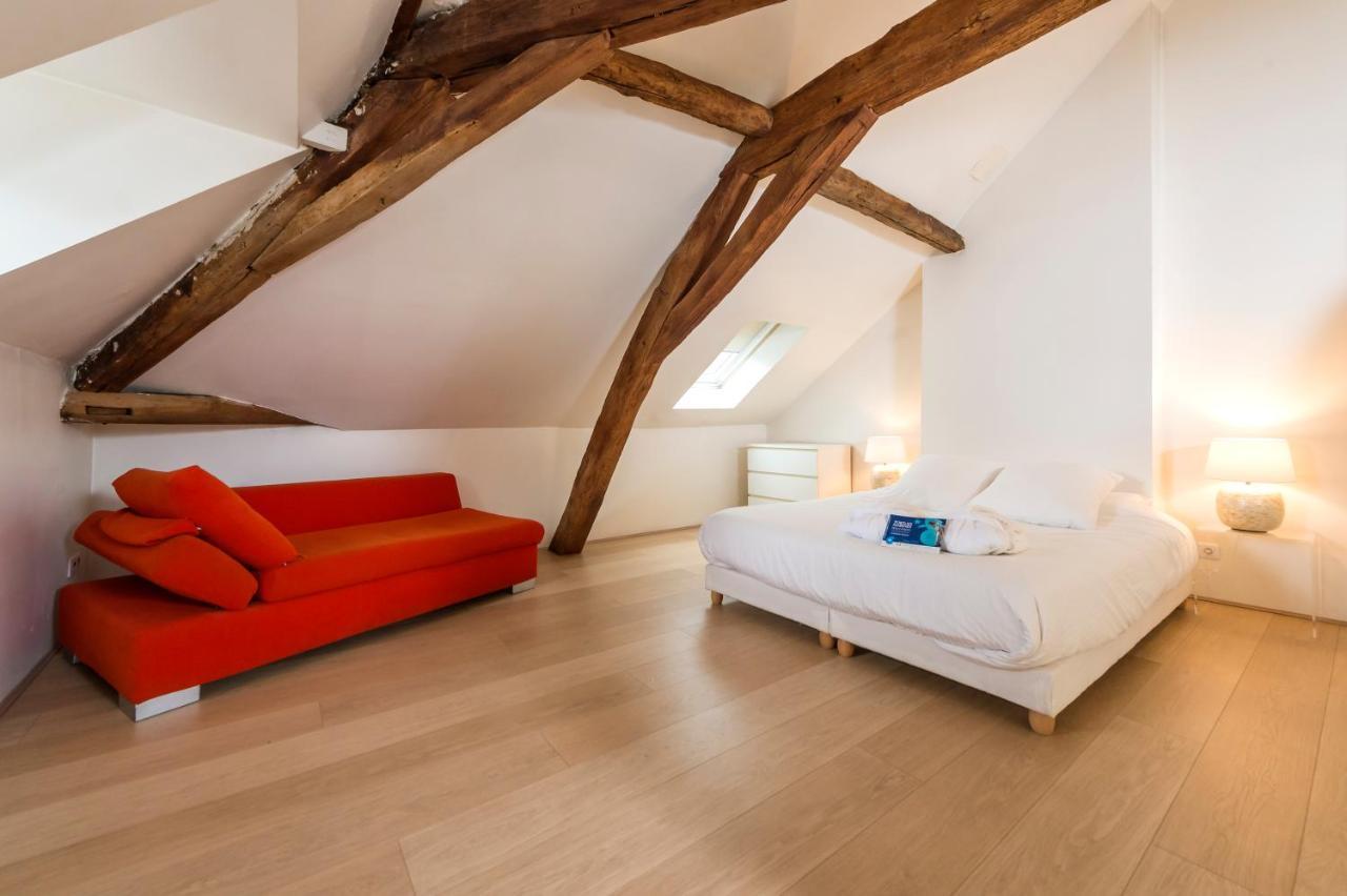 Suite Mana Ohana - Luxe Et Authenticite A 2 Pas De La Place Ducale Avec Parking Prive Charleville-Mézières エクステリア 写真