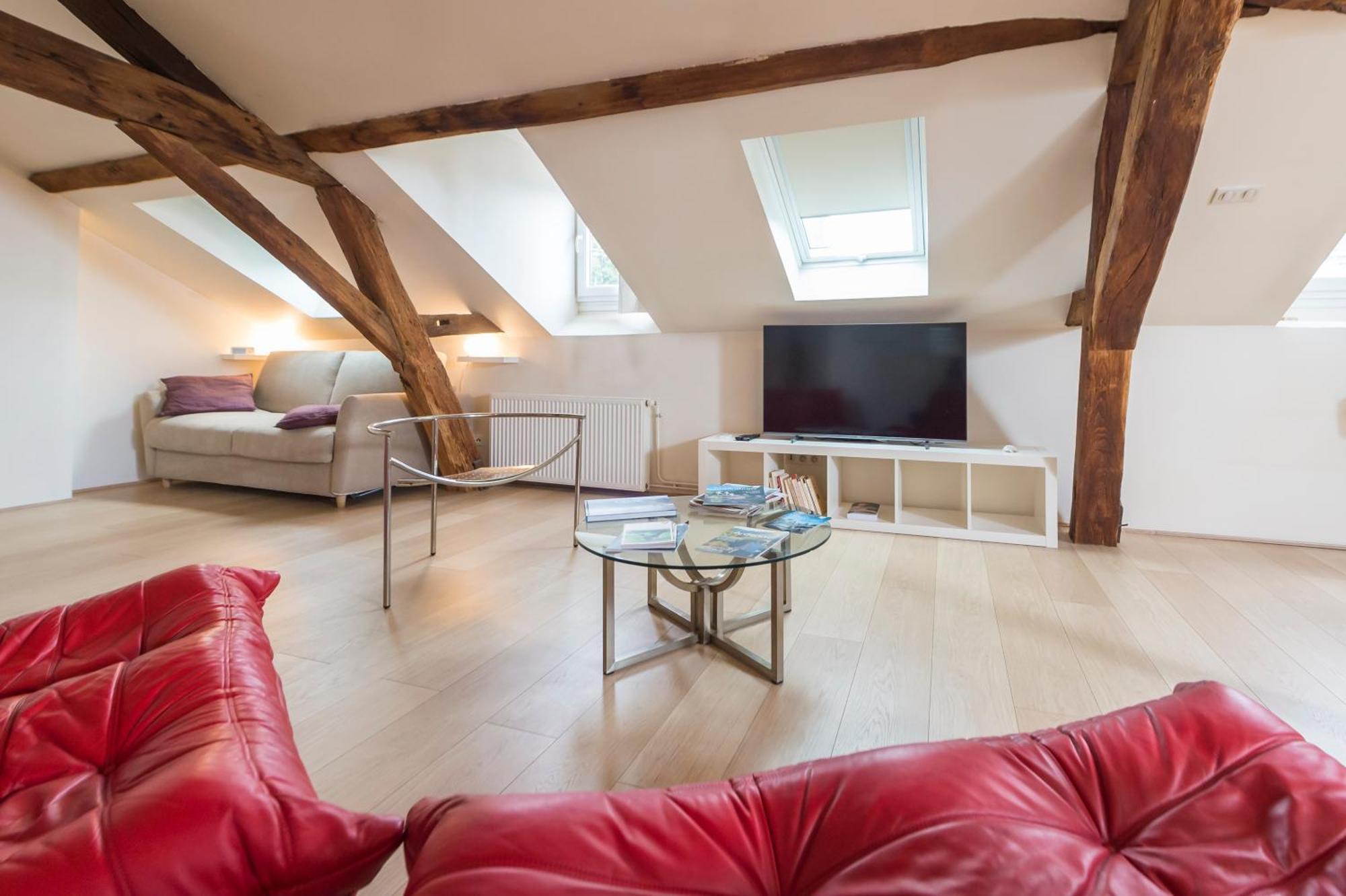 Suite Mana Ohana - Luxe Et Authenticite A 2 Pas De La Place Ducale Avec Parking Prive Charleville-Mézières エクステリア 写真