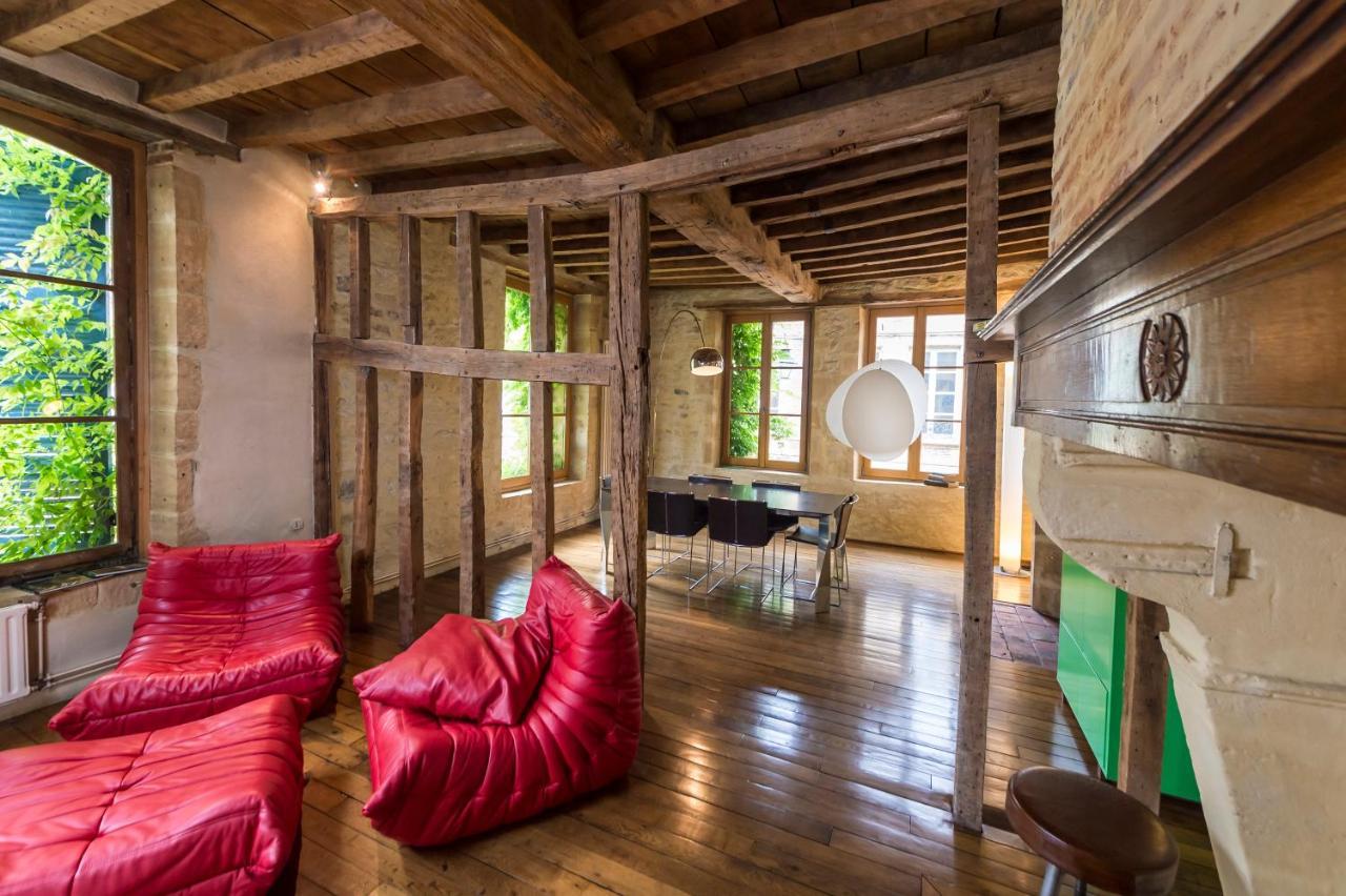 Suite Mana Ohana - Luxe Et Authenticite A 2 Pas De La Place Ducale Avec Parking Prive Charleville-Mézières エクステリア 写真